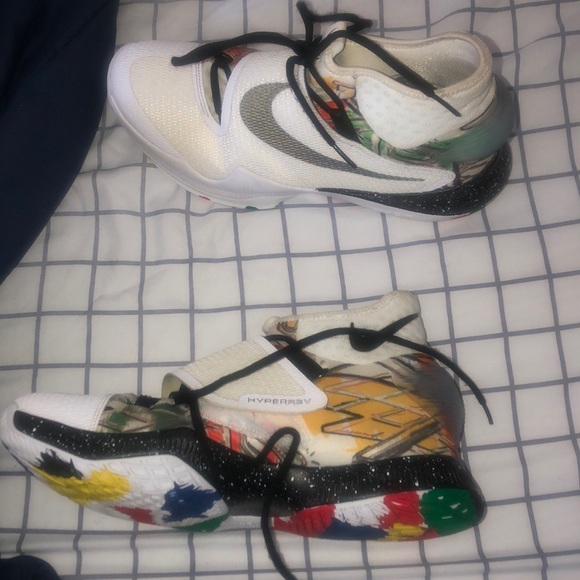 Nike HyperRev. - Picture 3 of 7